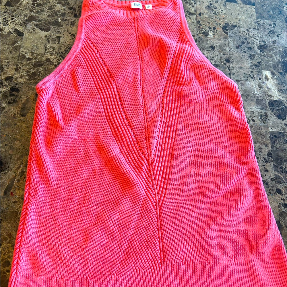 Gap mock neck coral sleeveless sweater with detail - Women’s size L Tall